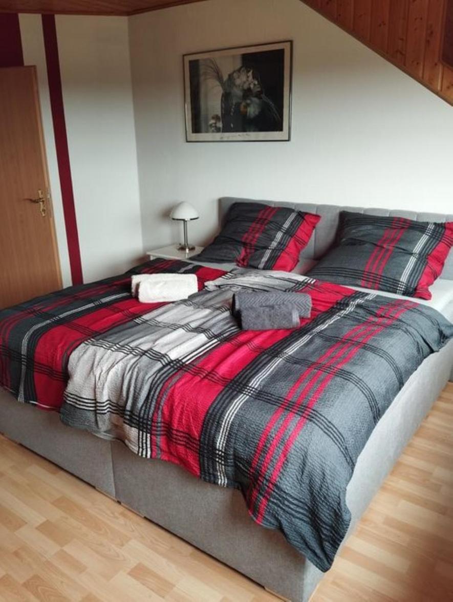 Ferienwohnung Zur Schoenen Aussicht Buchen  Esterno foto